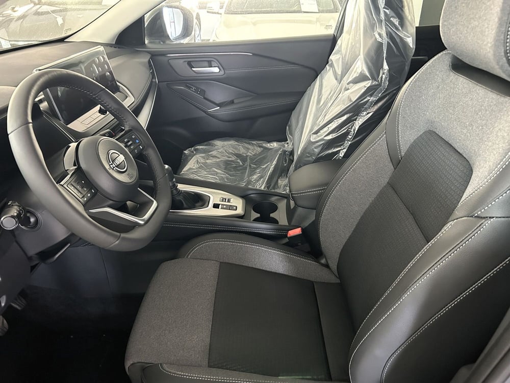 Nissan Qashqai nuova a Ferrara (8)