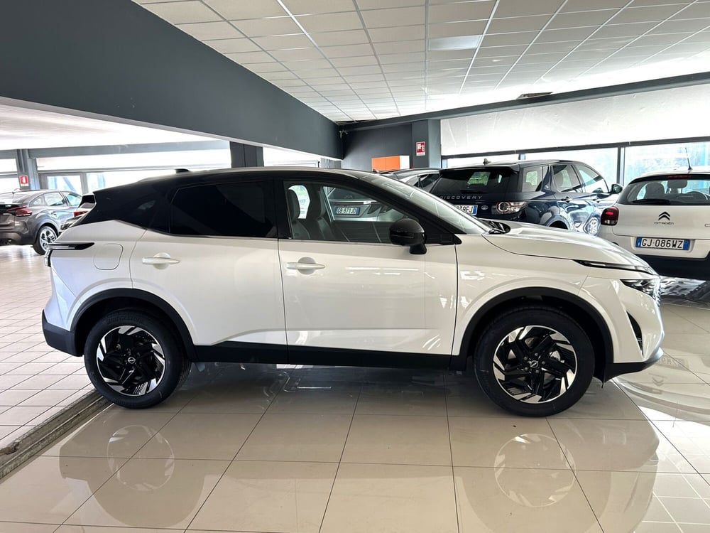 Nissan Qashqai nuova a Ferrara (4)