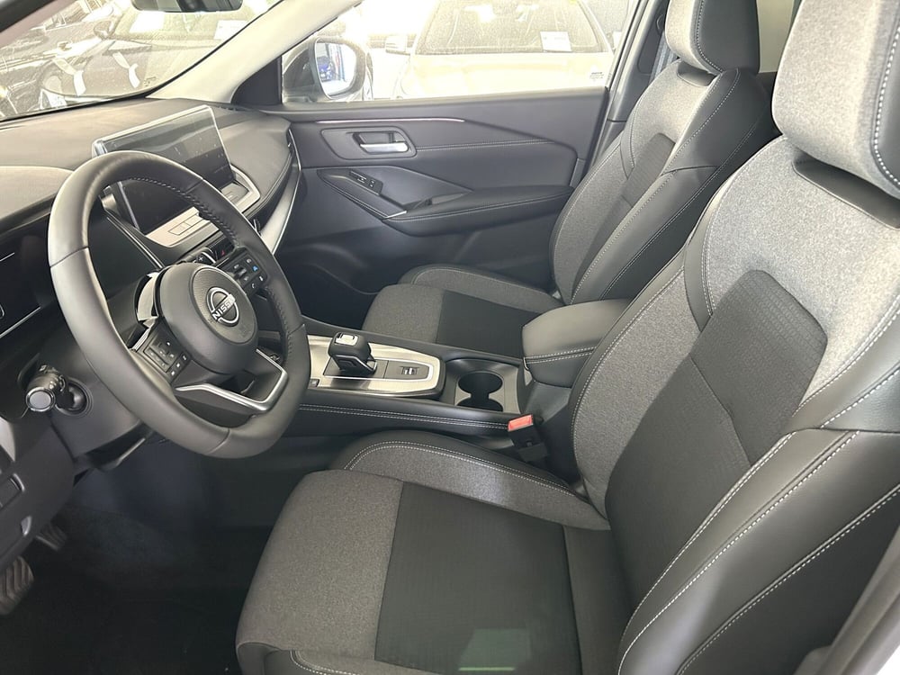 Nissan Qashqai nuova a Ferrara (8)