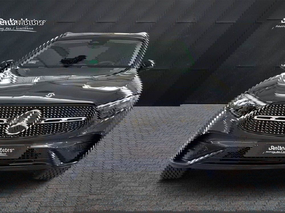 Mercedes-Benz GLC SUV nuova a Rimini (7)