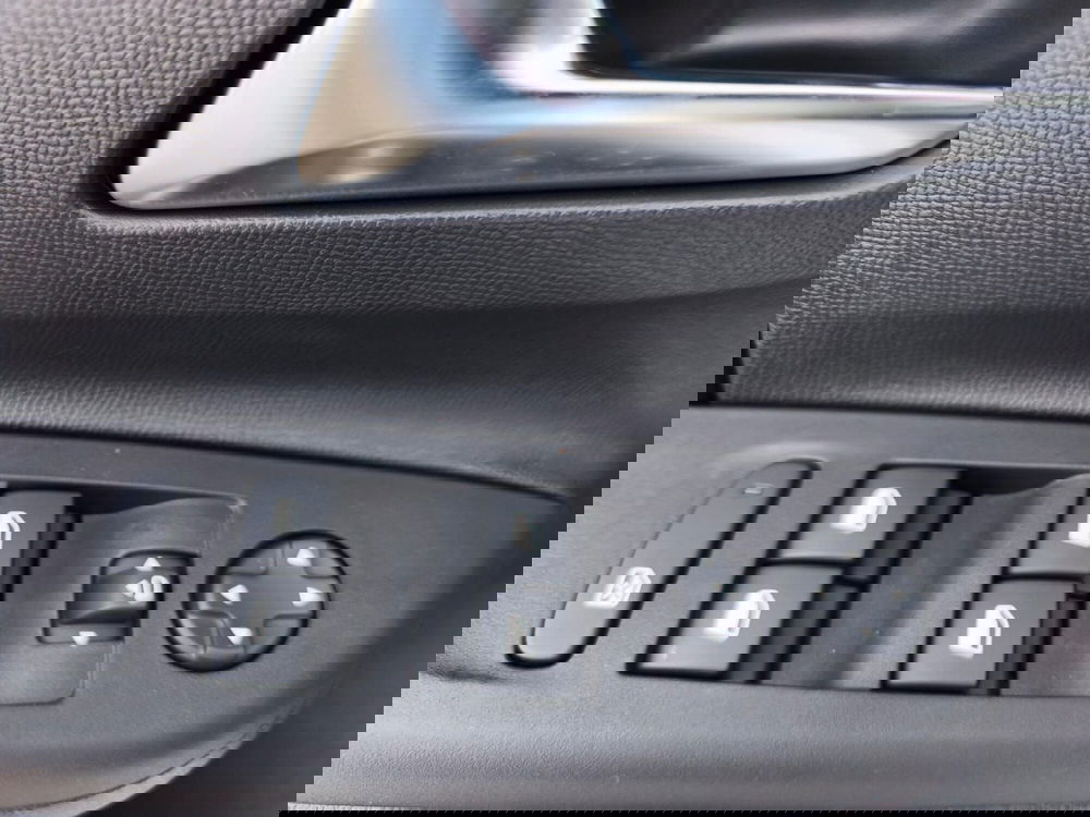Opel Corsa nuova a Frosinone (12)