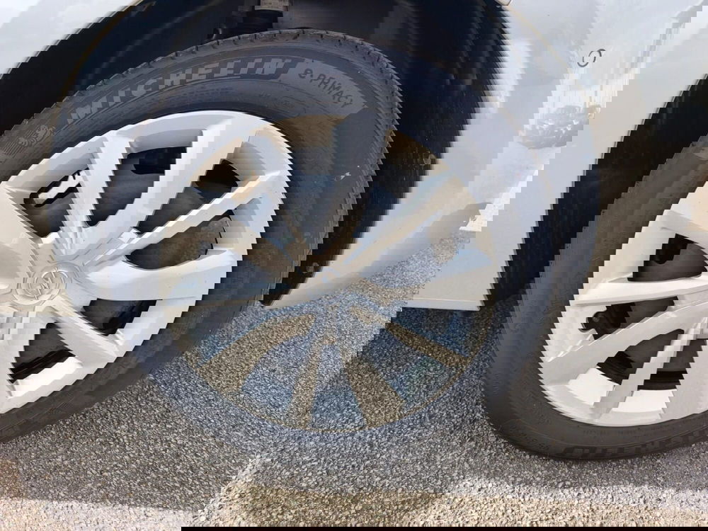 Opel Corsa nuova a Frosinone (15)