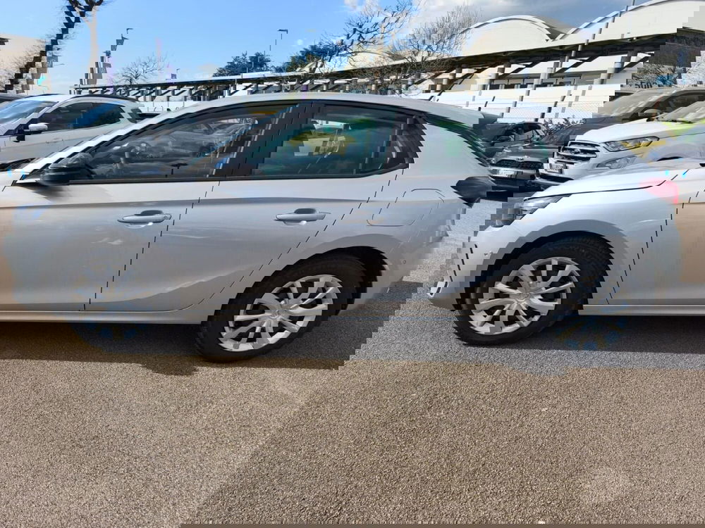 Opel Corsa nuova a Frosinone (2)