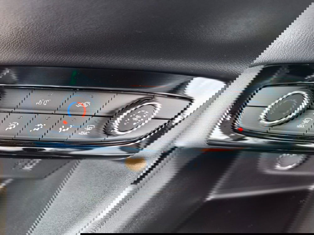 Opel Corsa nuova a Frosinone (7)