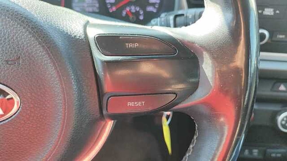 Kia Rio usata a Firenze (17)