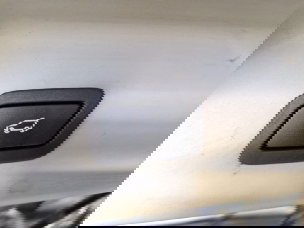Land Rover Range Rover usata a Livorno (19)