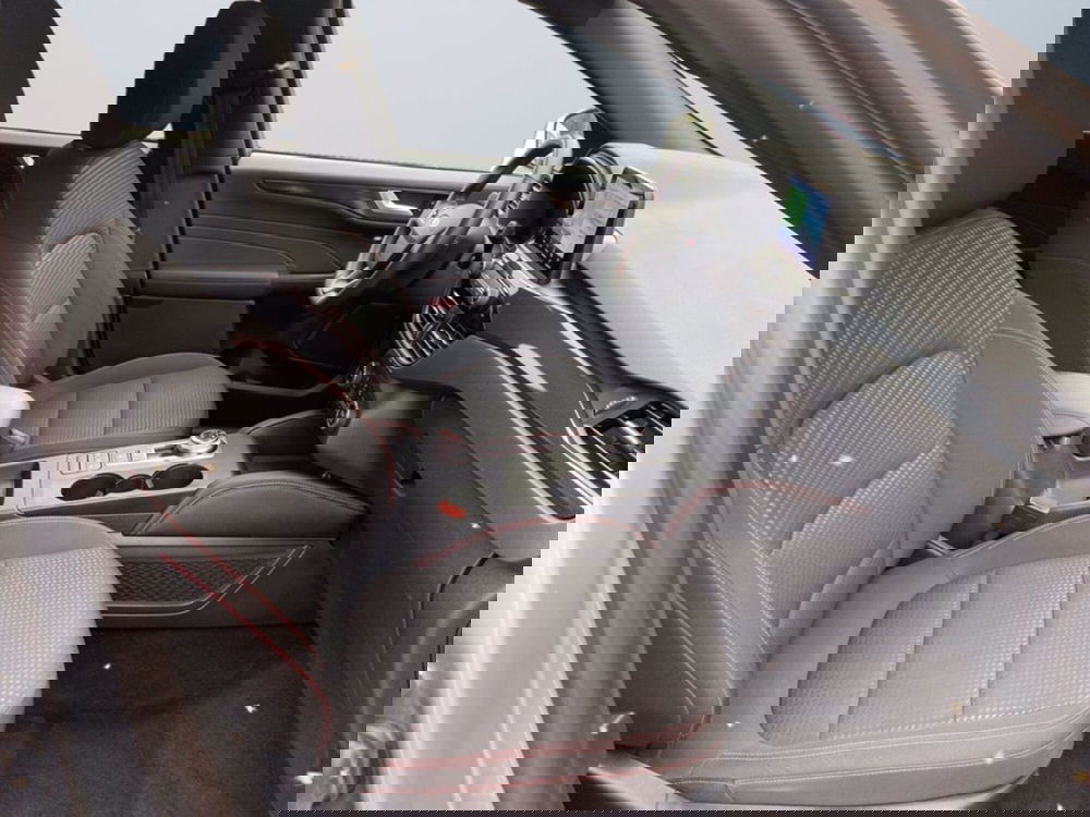 Ford Kuga usata a Milano (11)