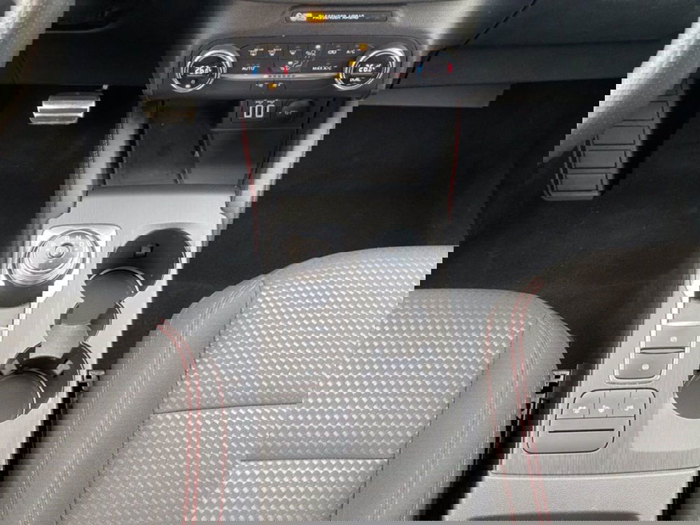 Ford Kuga usata a Milano (15)