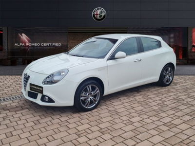 Alfa Romeo Giulietta 1.4 Turbo Distinctive 120cv del 2015 usata a Monza