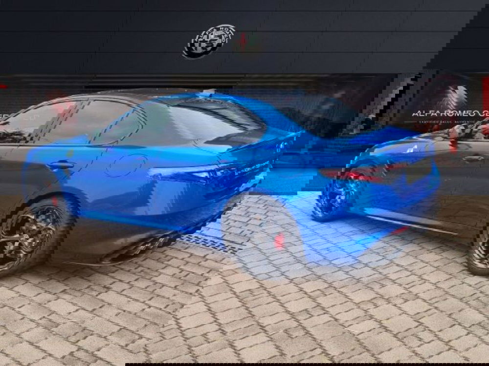 Alfa Romeo Giulia nuova a Monza e Brianza (7)