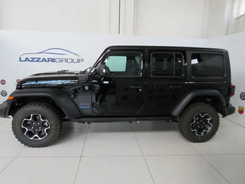 Jeep Wrangler Unlimited nuova a Lodi (3)