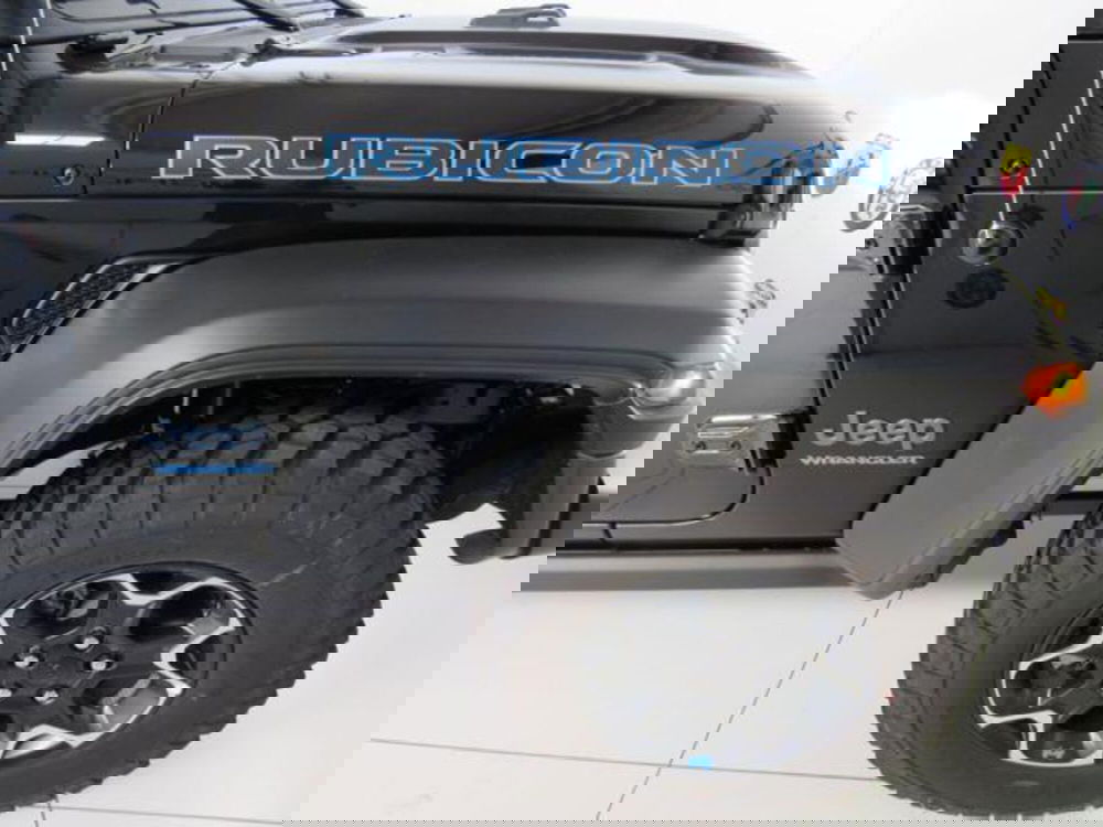 Jeep Wrangler Unlimited nuova a Lodi (8)