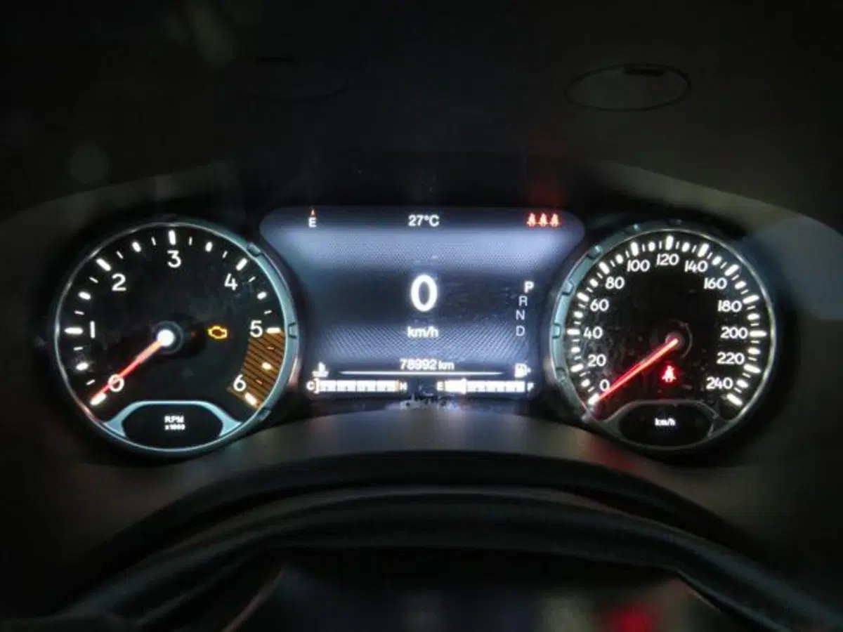 Jeep Renegade usata a Lodi (12)