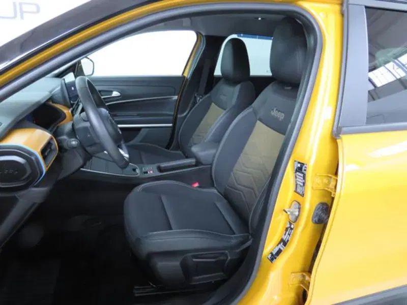 Jeep Avenger usata a Lodi (10)