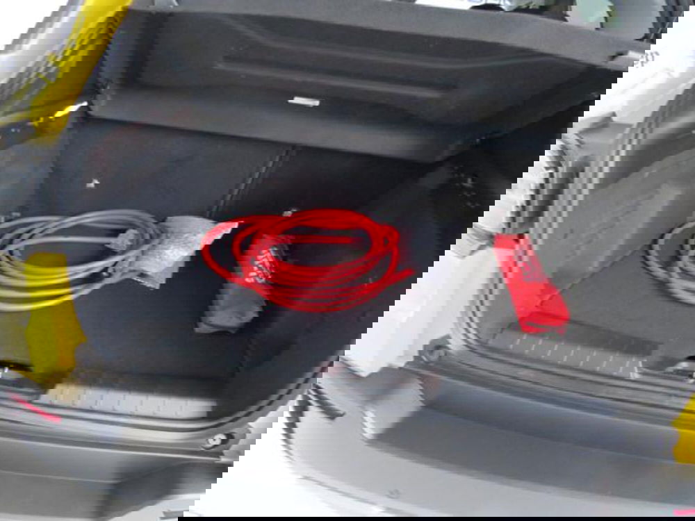Jeep Avenger usata a Lodi (9)