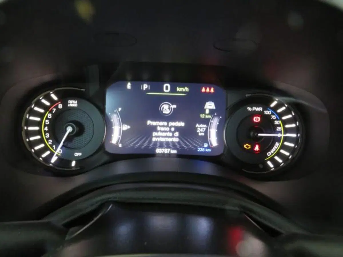 Jeep Renegade usata a Lodi (12)