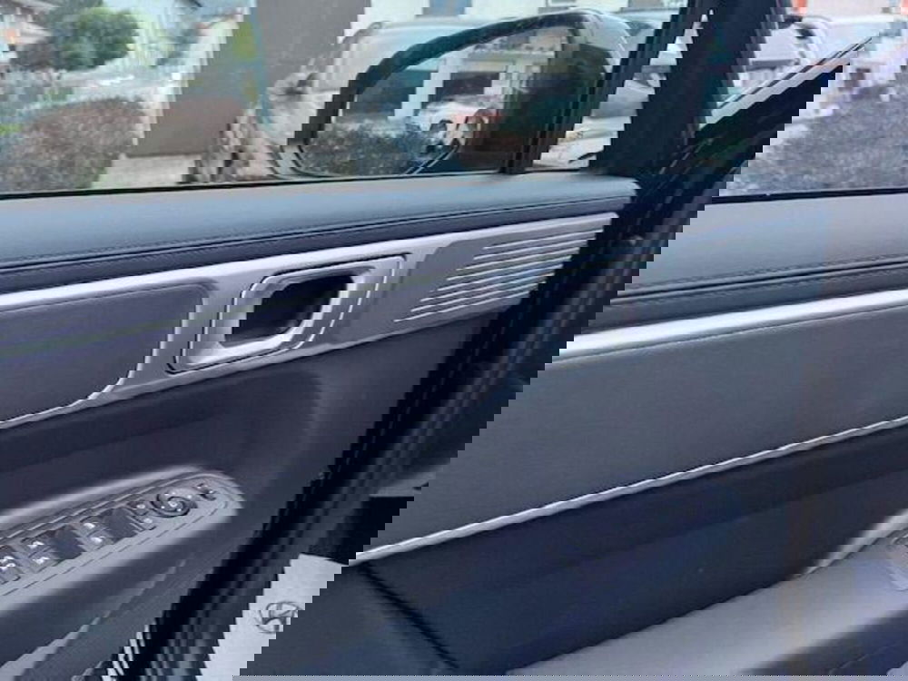 Hyundai Santa Fe nuova a Verbano Cusio Ossola (8)