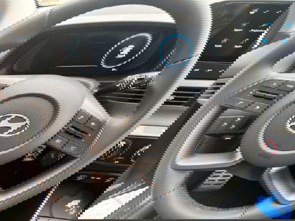 Hyundai Bayon nuova a Verbano Cusio Ossola (12)