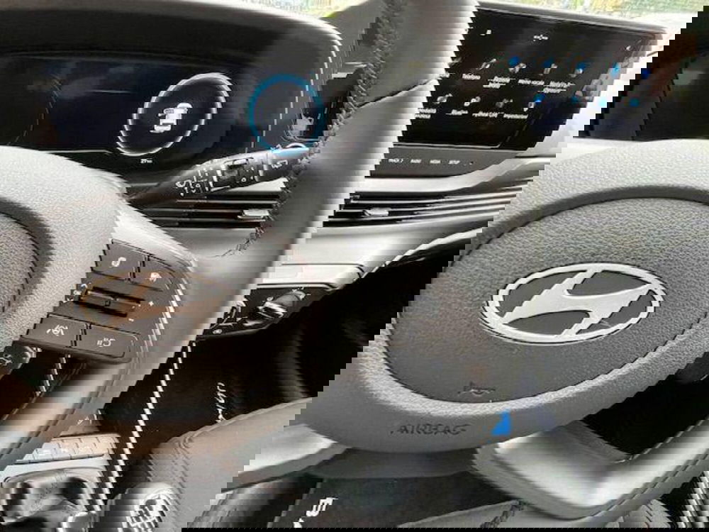 Hyundai Bayon nuova a Verbano Cusio Ossola (15)