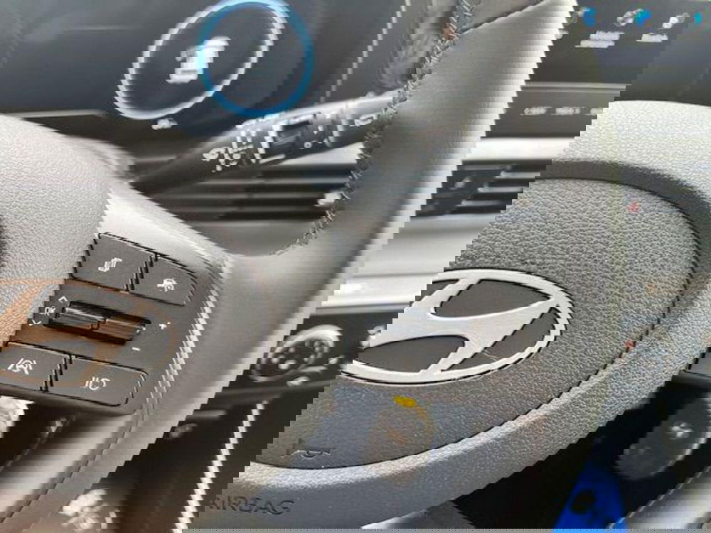 Hyundai Bayon nuova a Verbano Cusio Ossola (16)