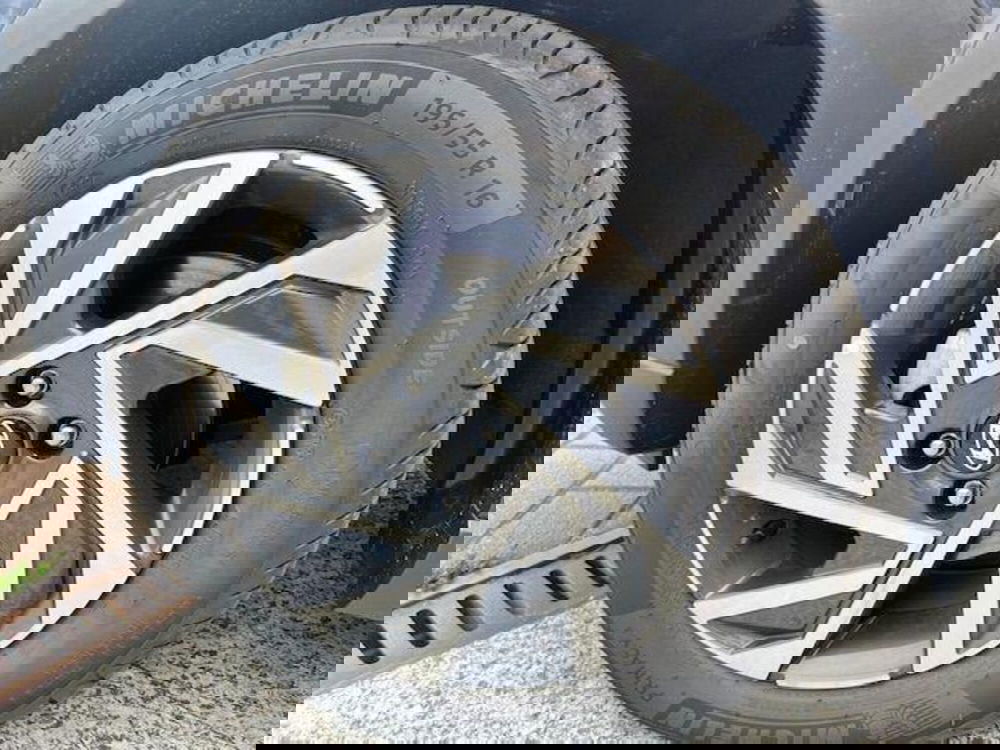 Hyundai Bayon nuova a Verbano Cusio Ossola (6)