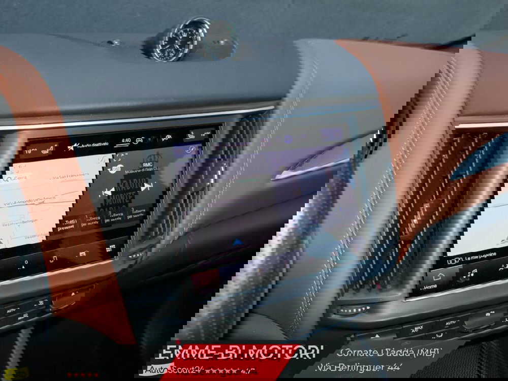 Maserati Levante usata a Monza e Brianza (11)