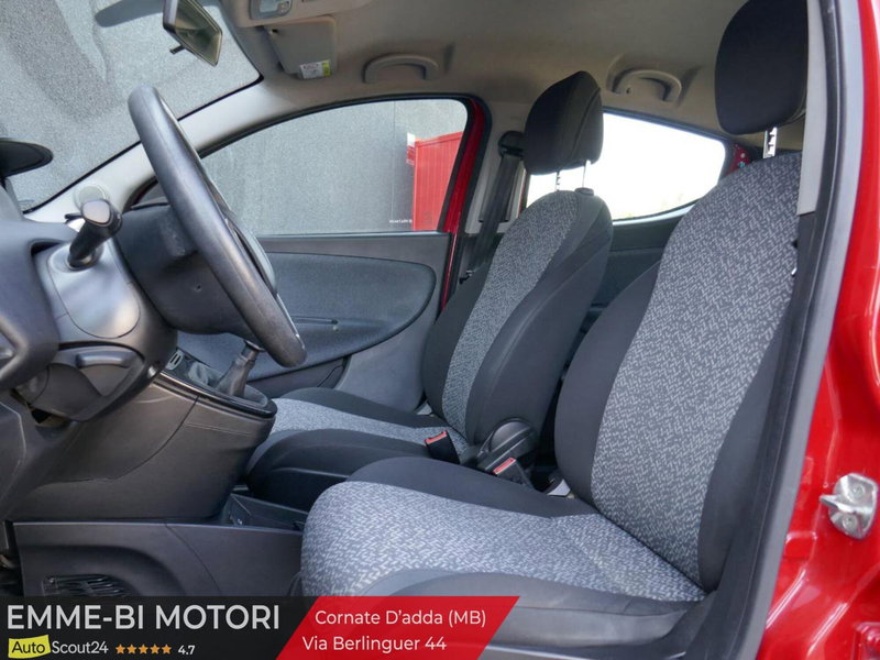 Lancia Ypsilon usata a Monza e Brianza (7)