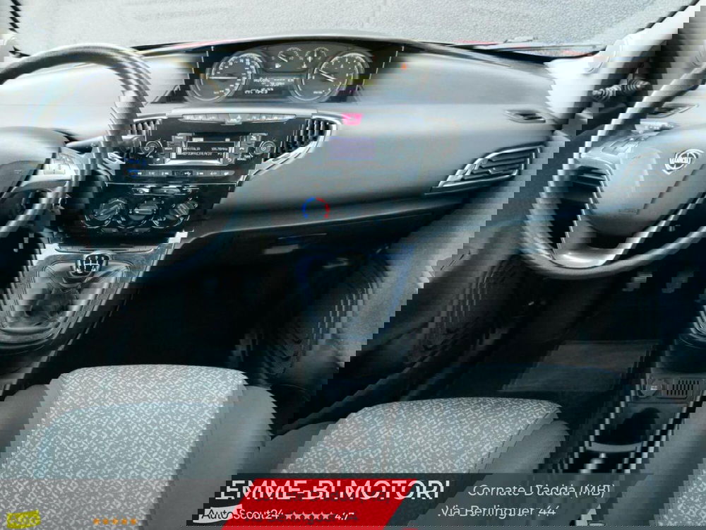 Lancia Ypsilon usata a Monza e Brianza (9)