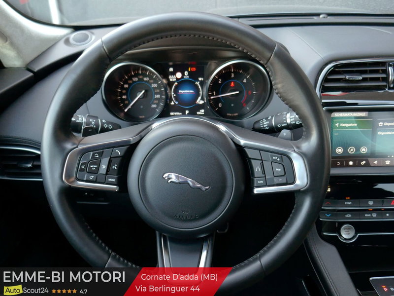 Jaguar F-Pace usata a Monza e Brianza (11)