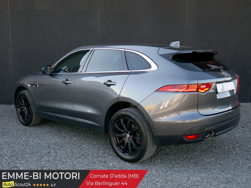 Jaguar F-Pace usata a Monza e Brianza (4)
