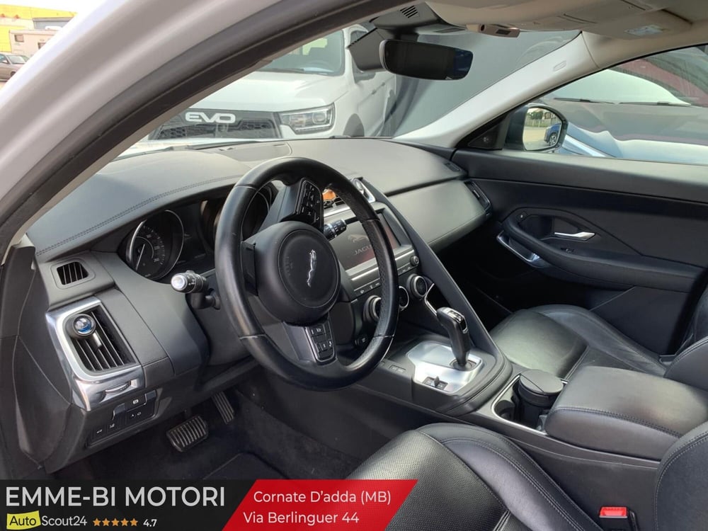Jaguar E-Pace usata a Monza e Brianza (5)