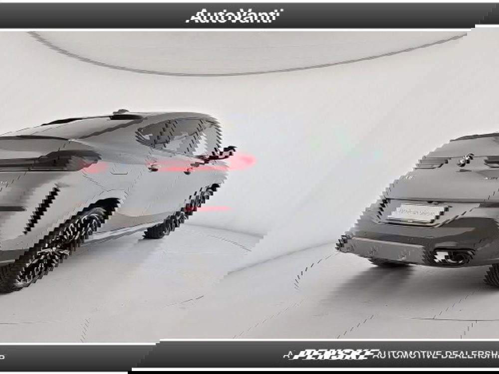 BMW X6 nuova a Bologna (5)