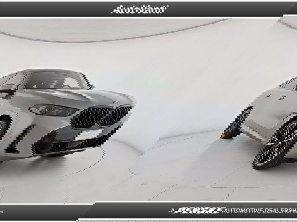 BMW X6 nuova a Bologna (6)