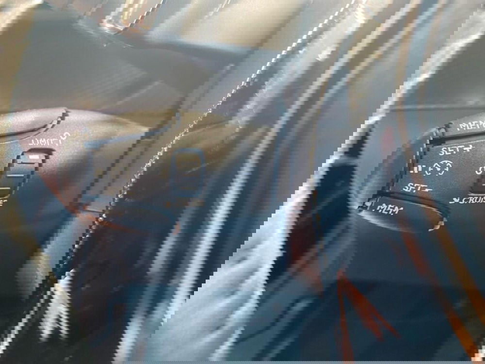 Peugeot 208 nuova a Torino (14)