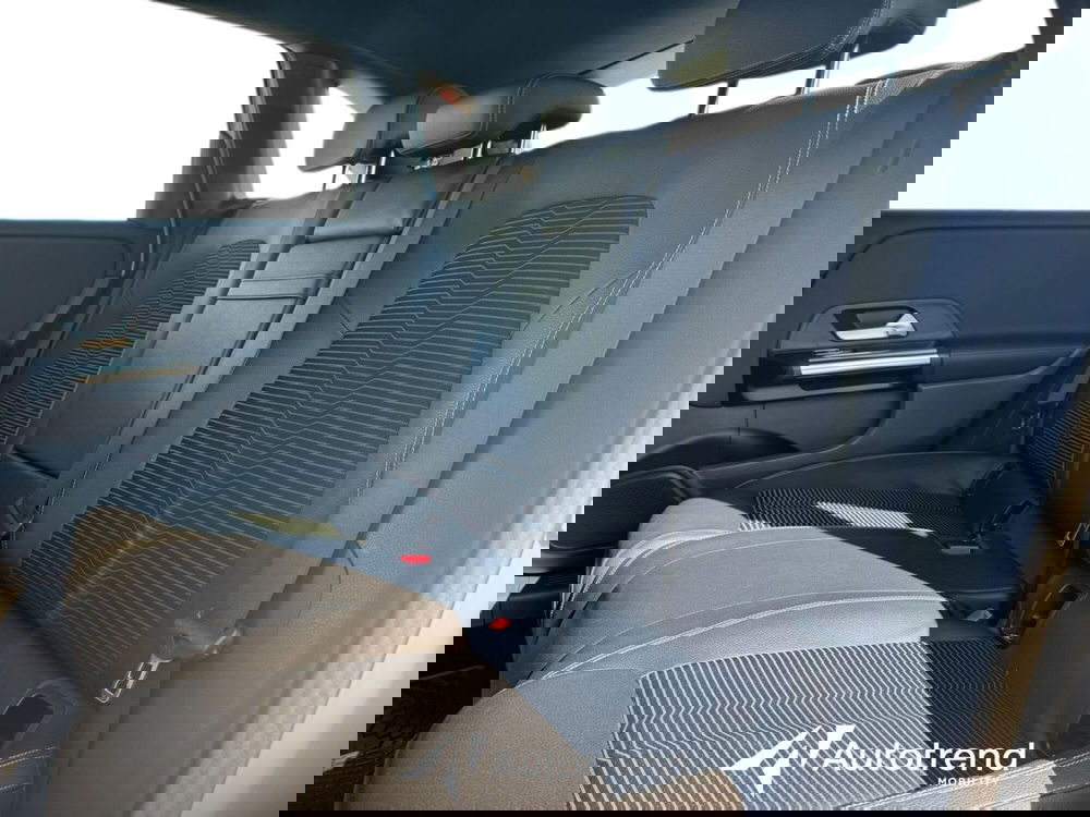 Mercedes-Benz Classe B usata a Bari (13)