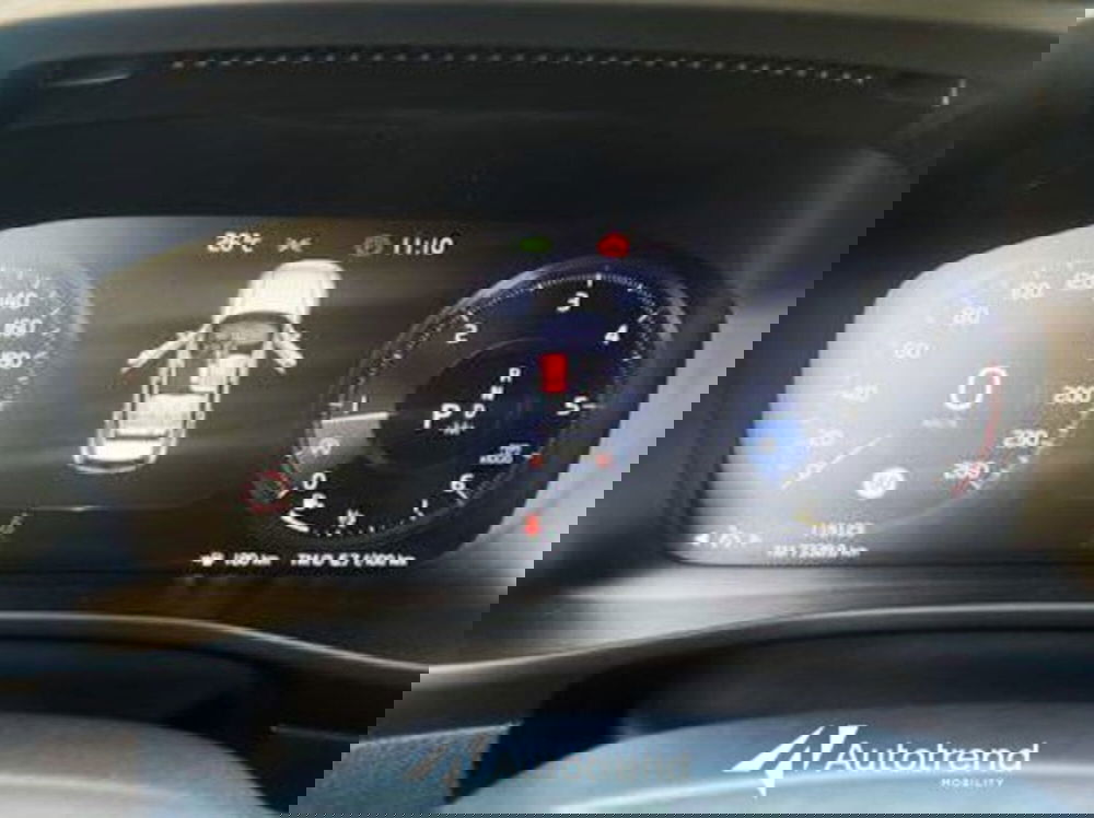 Volvo XC40 usata a Bari (11)