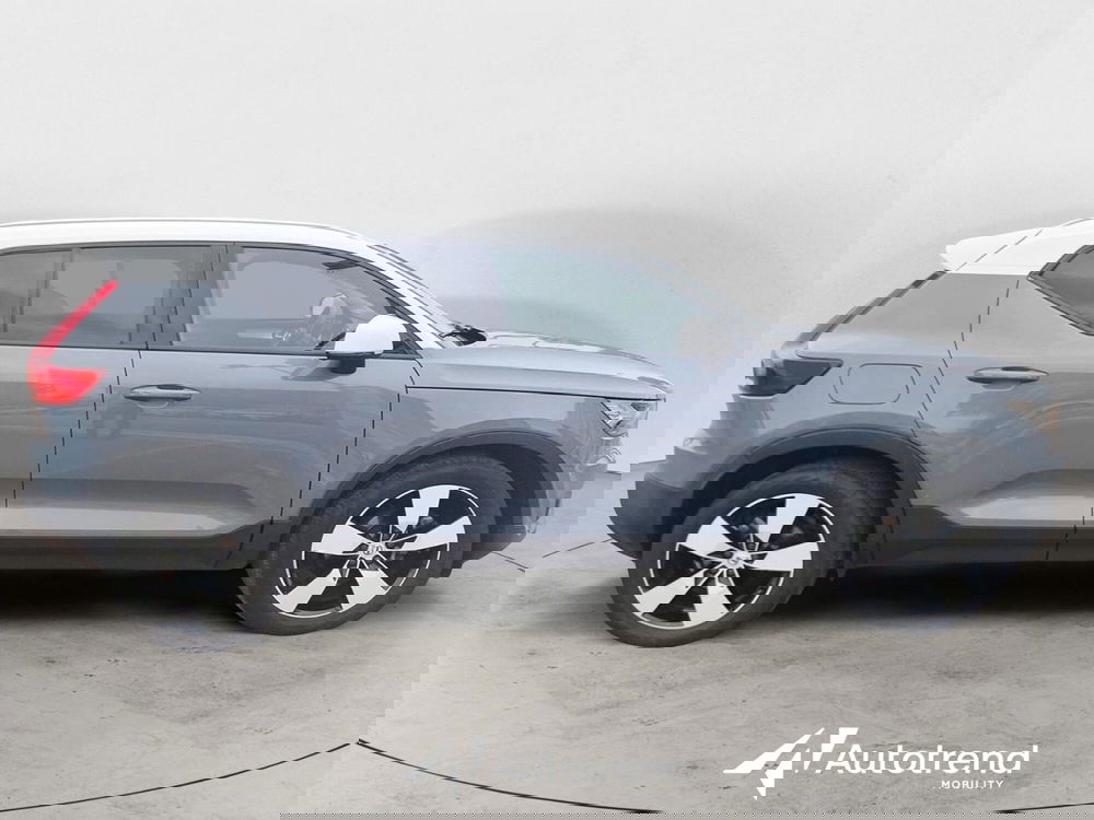 Volvo XC40 usata a Bari (5)