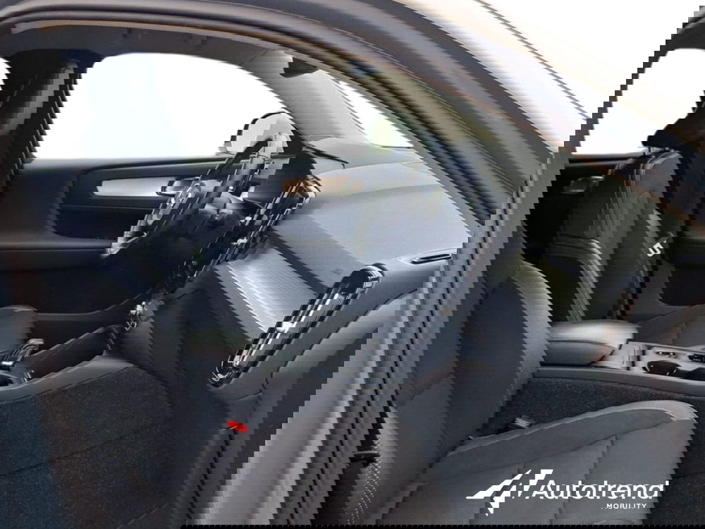 Volvo XC40 usata a Bari (7)