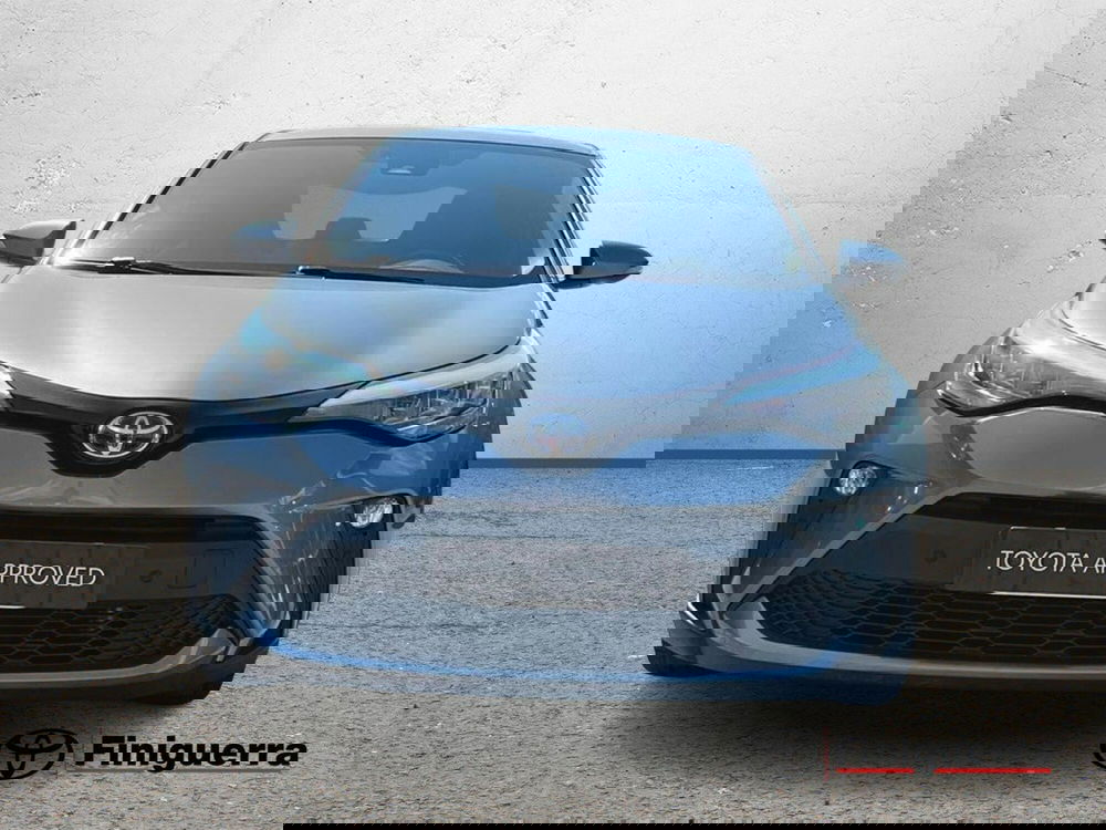 Toyota Toyota C-HR usata a Sondrio (3)