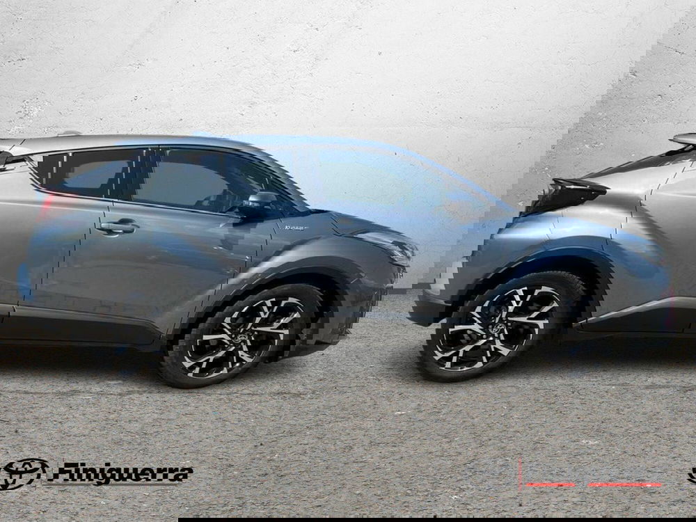 Toyota Toyota C-HR usata a Sondrio (6)