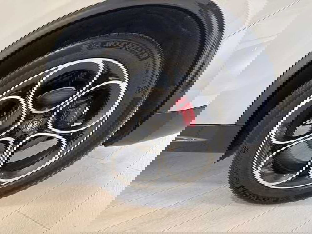 Alfa Romeo Stelvio usata a Forlì-Cesena (6)