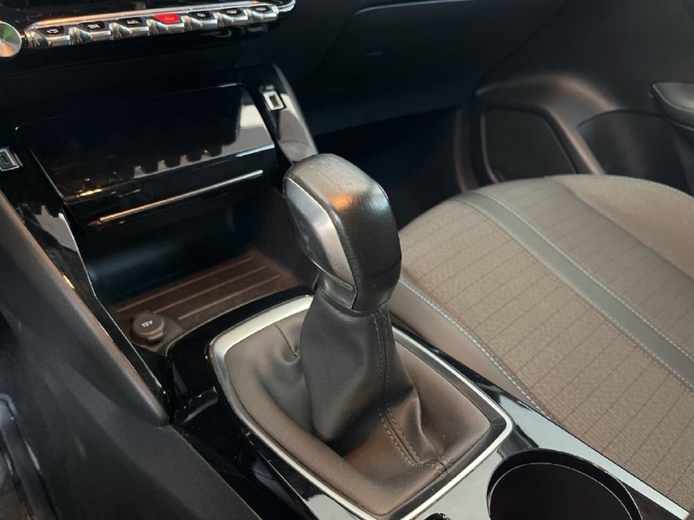 Peugeot 208 usata a Torino (13)