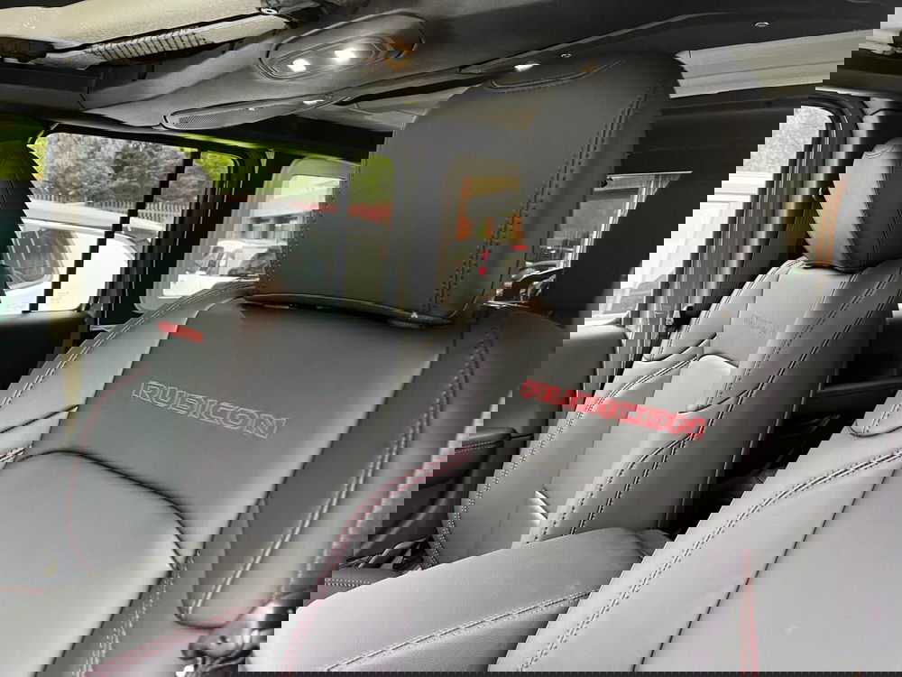 Jeep Wrangler Unlimited nuova a Milano (17)