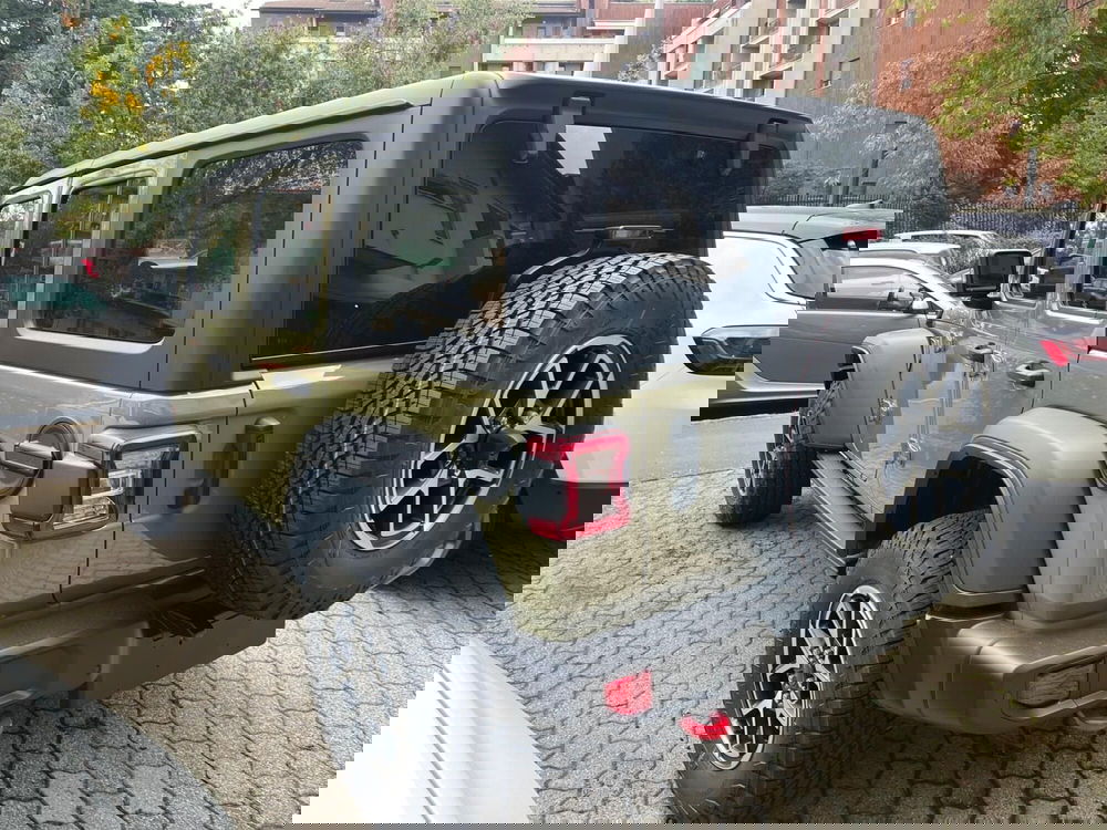 Jeep Wrangler Unlimited nuova a Milano (7)