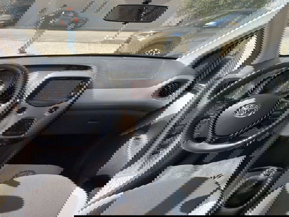 Toyota Aygo usata a Catania (9)