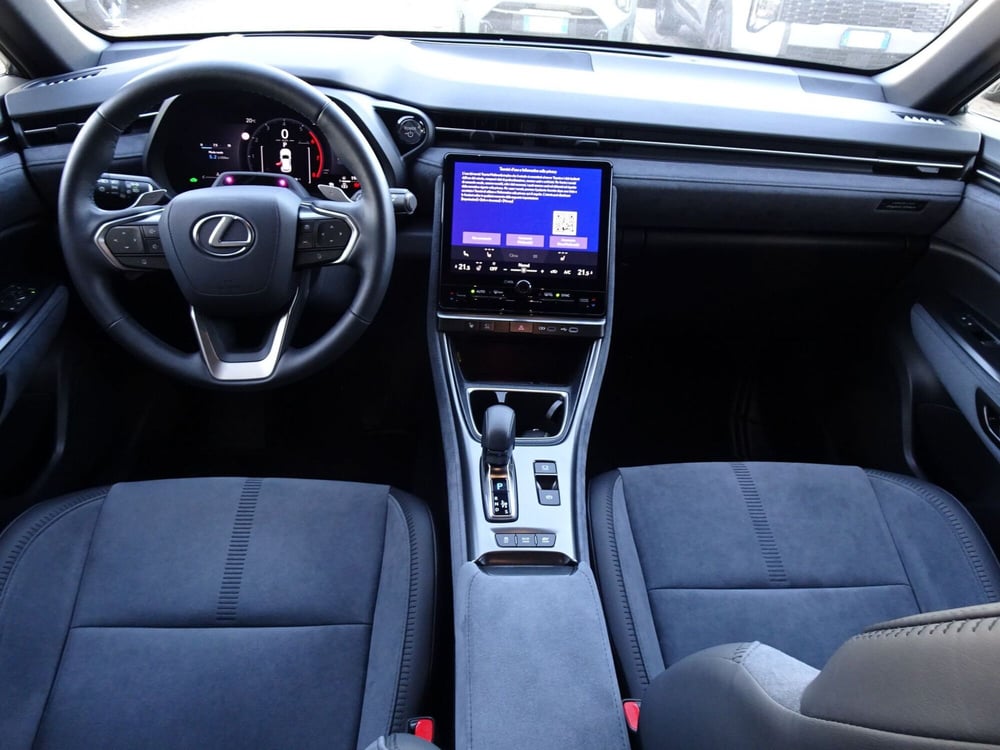 Lexus LBX usata a Treviso (11)