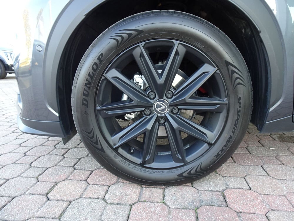 Lexus LBX usata a Treviso (8)