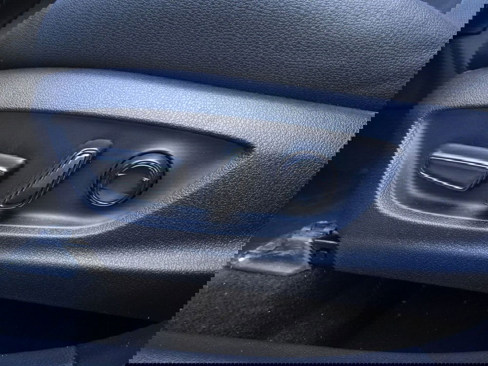 Toyota Toyota C-HR usata a Treviso (15)