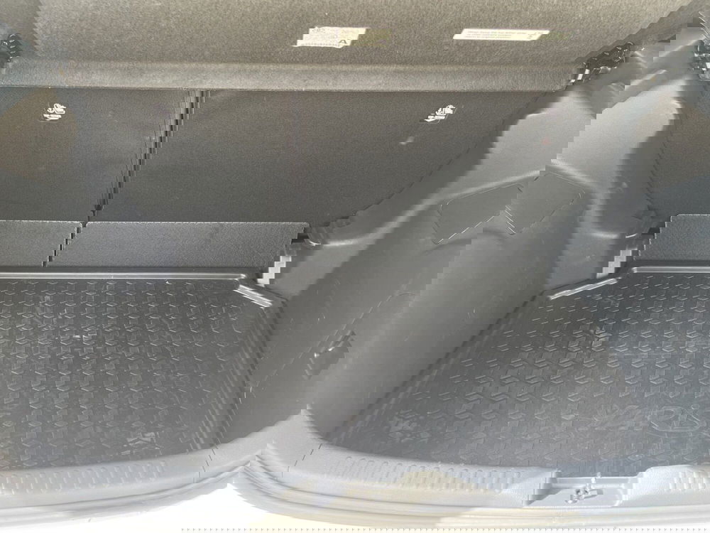 Toyota Yaris usata a Ragusa (7)