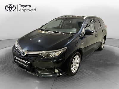 Toyota Auris Station Wagon 1.8 Hybrid Active Eco del 2017 usata a Milano